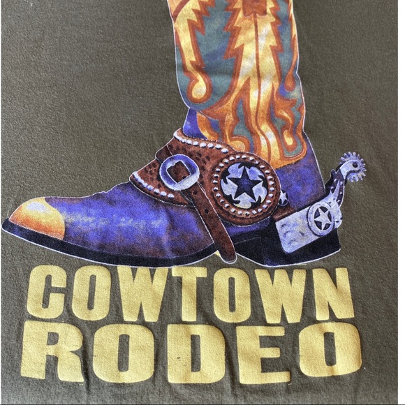 Next Level Green T-shirt Cowtown Rodeo Size Medium 💚 SALE!! - Picture 6 of 6